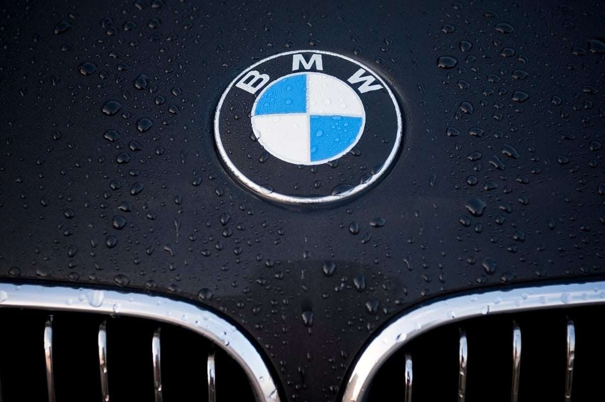 Water beading on a freshly coated black BMW roundel and grille